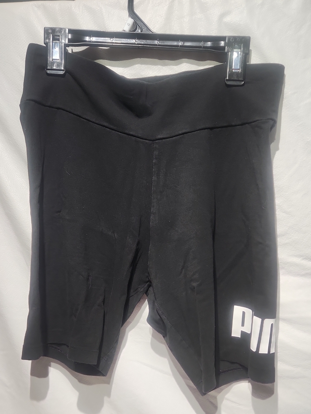 183. Puma biker shorts sz large